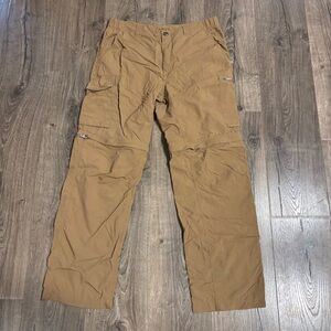 Columbia Omni-Tech Men's Convertible Cargo Pants/ Shorts Tan size 34”x30”